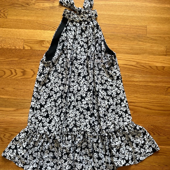 Cece Floral Black and White Daisy High Neck Mini Dress - Picture 2 of 4